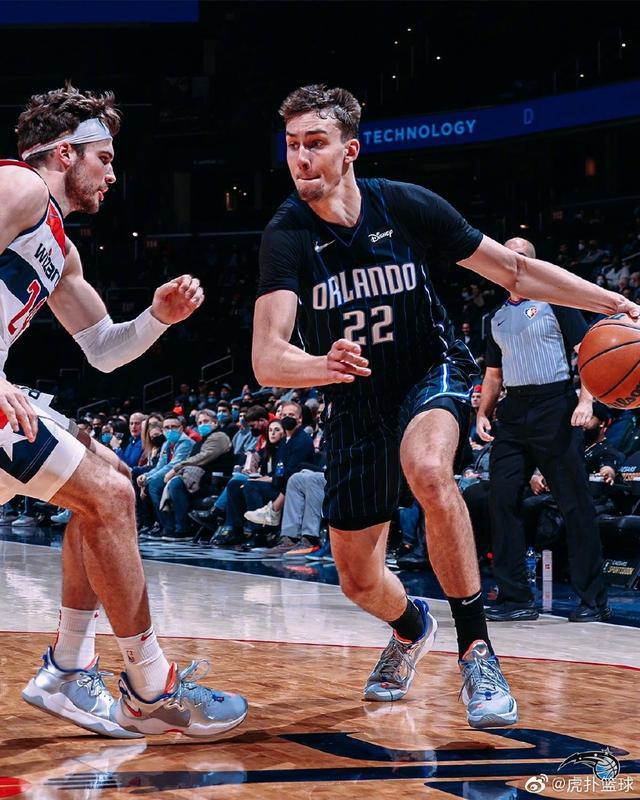 曼奇尼的儿 曼奇尼的儿